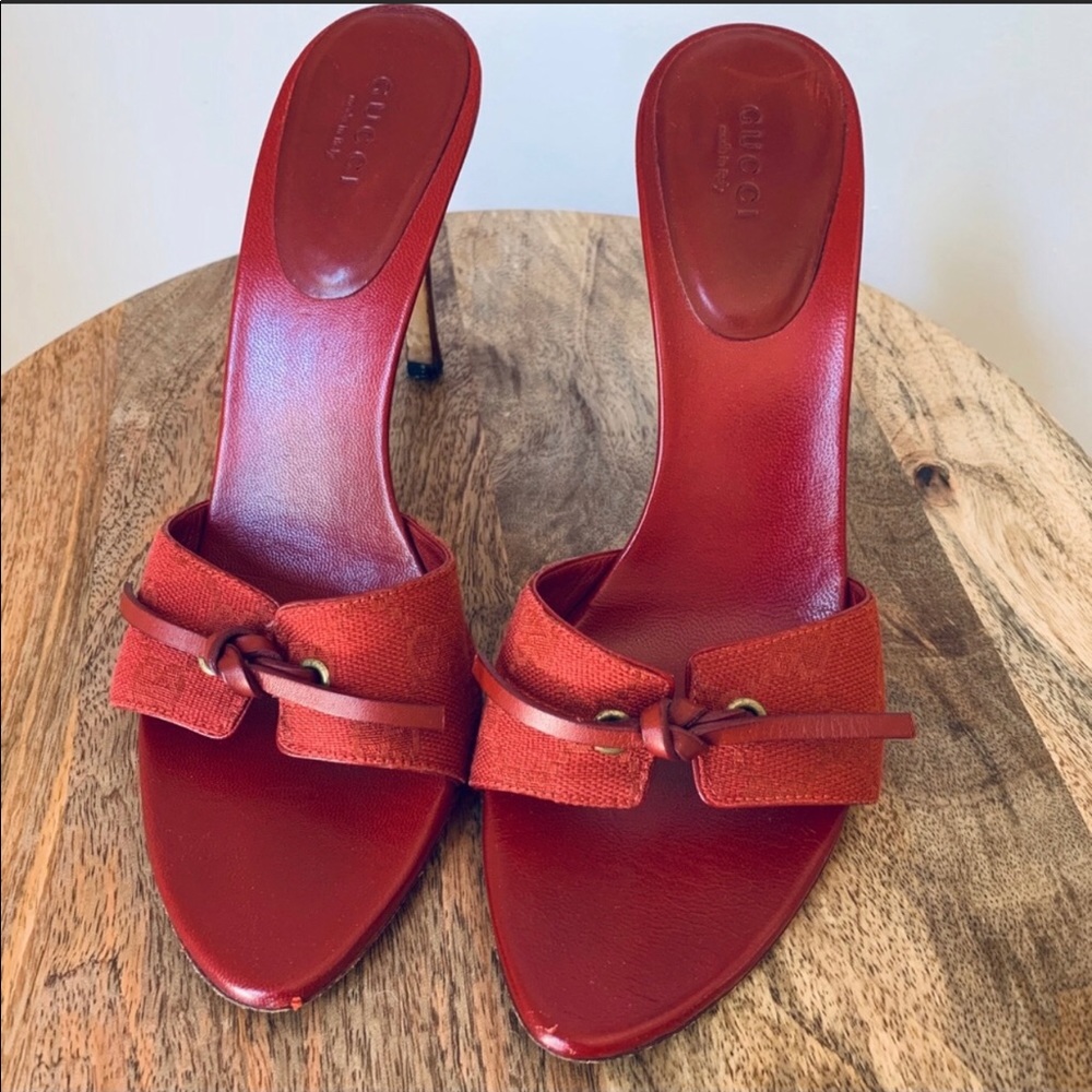 Gucci sandals